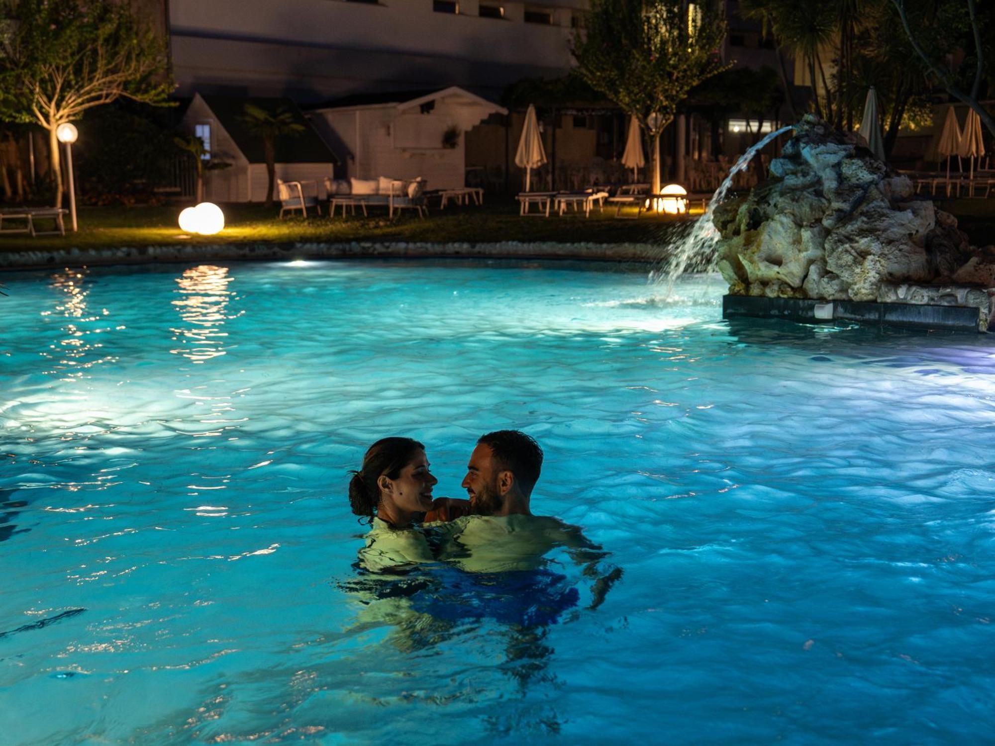 Panoramic Plaza 4*